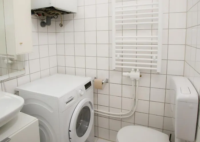 Downtown Bliss Modern Retreat With Free Parking And Fast Internet 600 Mbits Viena