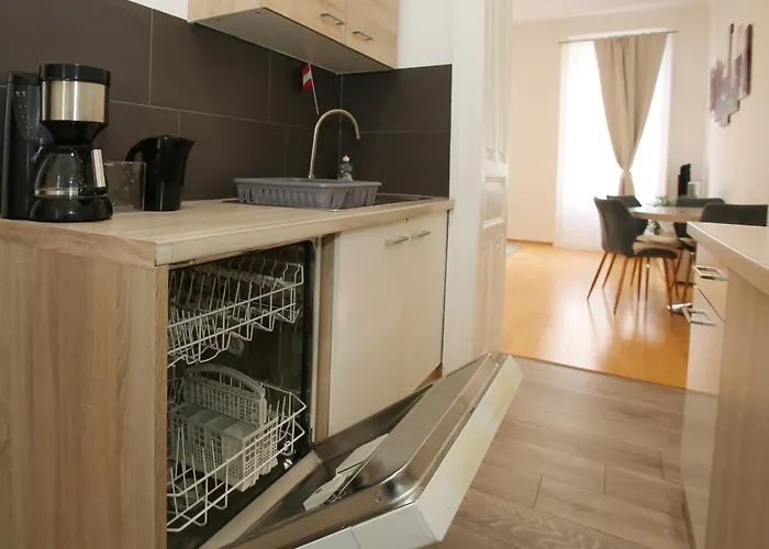 Downtown Bliss Modern Retreat With Free Parking And Fast Internet 600 Mbits *