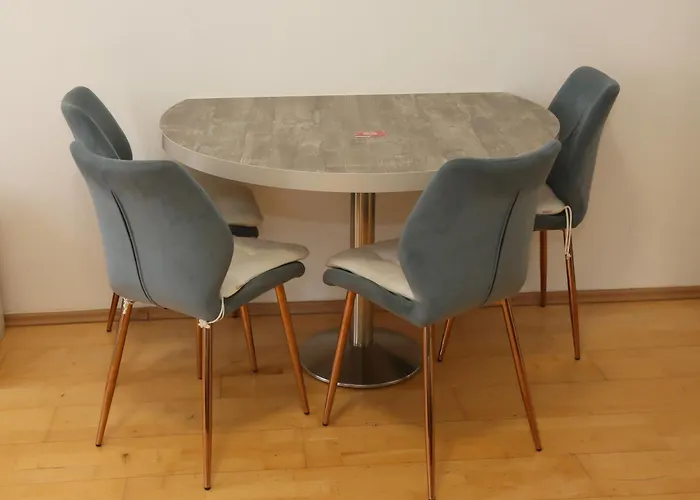 Apartamento Downtown Bliss Modern Retreat With Free Parking And Fast Internet 600 Mbits Viena