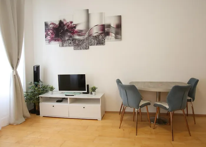Downtown Bliss Modern Retreat With Free Parking And Fast Internet 600 Mbits Viena